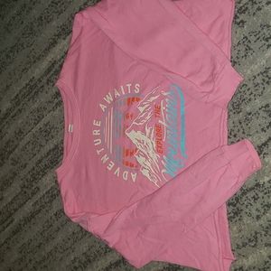 Cropped sweatshirt NWOT